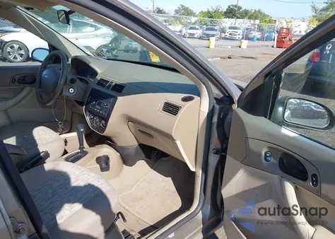 2005 Ford Focus Zx4 z USA, uszkodzony, nr VIN 1FAFP34NX5W316237